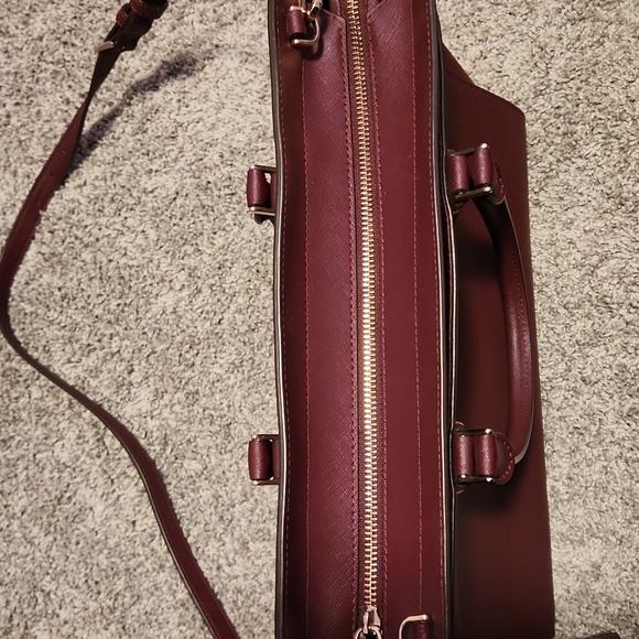 Kate Spade medium Purse - Picture 4 of 4